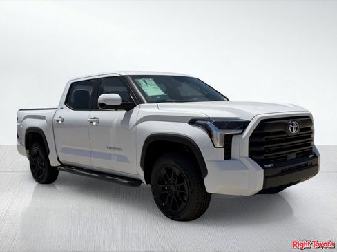 New 2026 Toyota Tundra SR5 AWD/4WD image 9