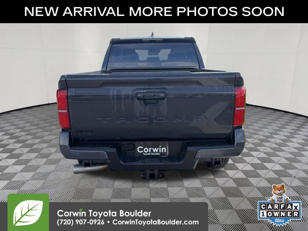 Used 2025 Toyota Tacoma TRD Sport AWD/4WD image 6