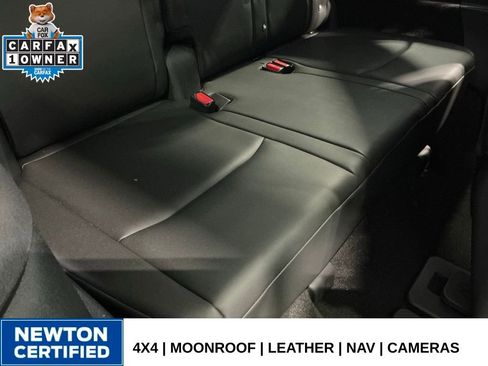 Used 2024 Nissan Pathfinder Platinum w/ Lighting Package (N92) image 21