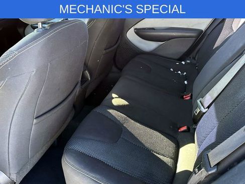 Used 2016 Dodge Dart SXT w/ Rallye Appearance Group image 9