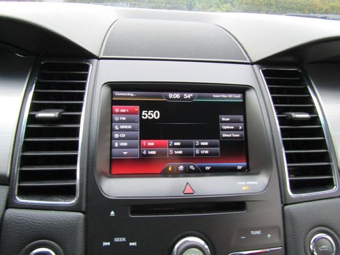 Used 2015 Ford Taurus SEL w/ Equipment Group 201A AWD/4WD image 14