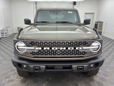 New 2025 Ford Bronco Badlands image 13