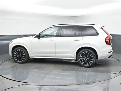 New 2026 Volvo XC90 B6 Ultra w/ Protection Package Premier image 5