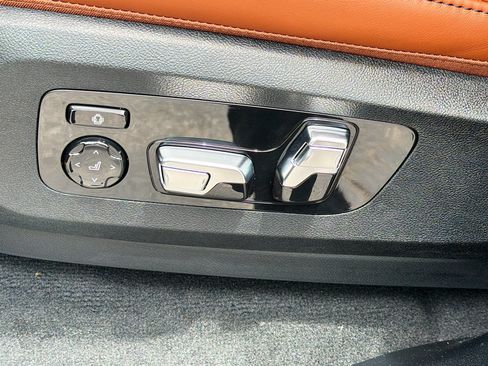 New 2026 BMW X5 M60i AWD/4WD image 24