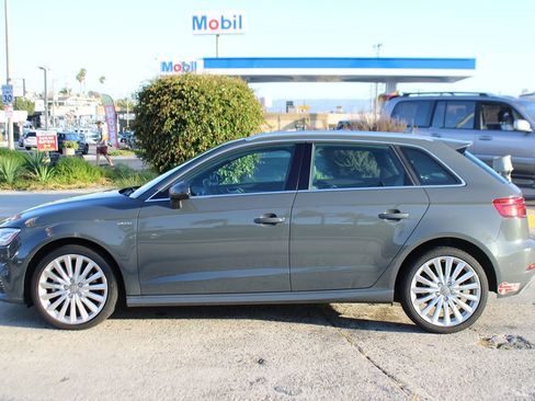 Used 2017 Audi A3 e-tron Premium Plus w/ Technology Package image 2