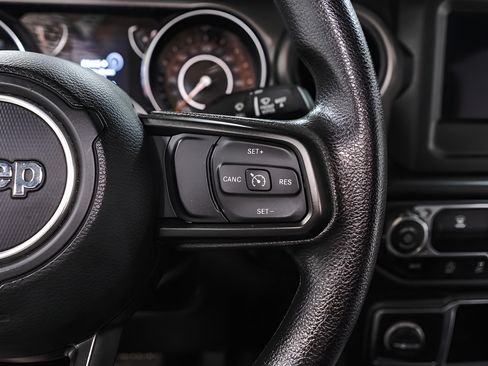 Used 2022 Jeep Wrangler Unlimited Sport AWD/4WD image 11