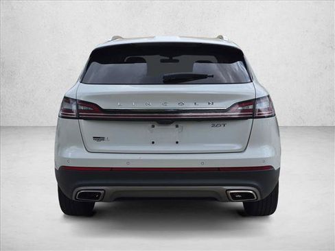Used 2020 Lincoln Nautilus FWD w/ Equipment Group 101A image 10