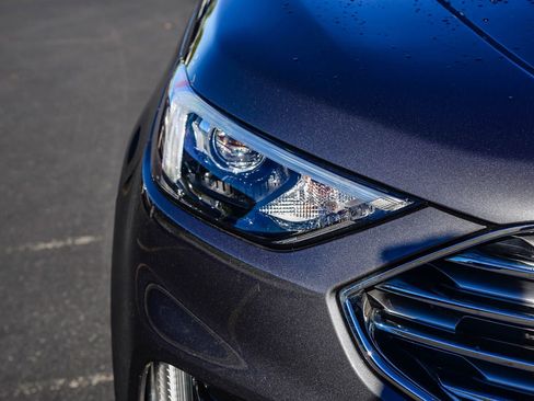 Used 2022 Ford Edge SEL w/ Convenience Package image 10