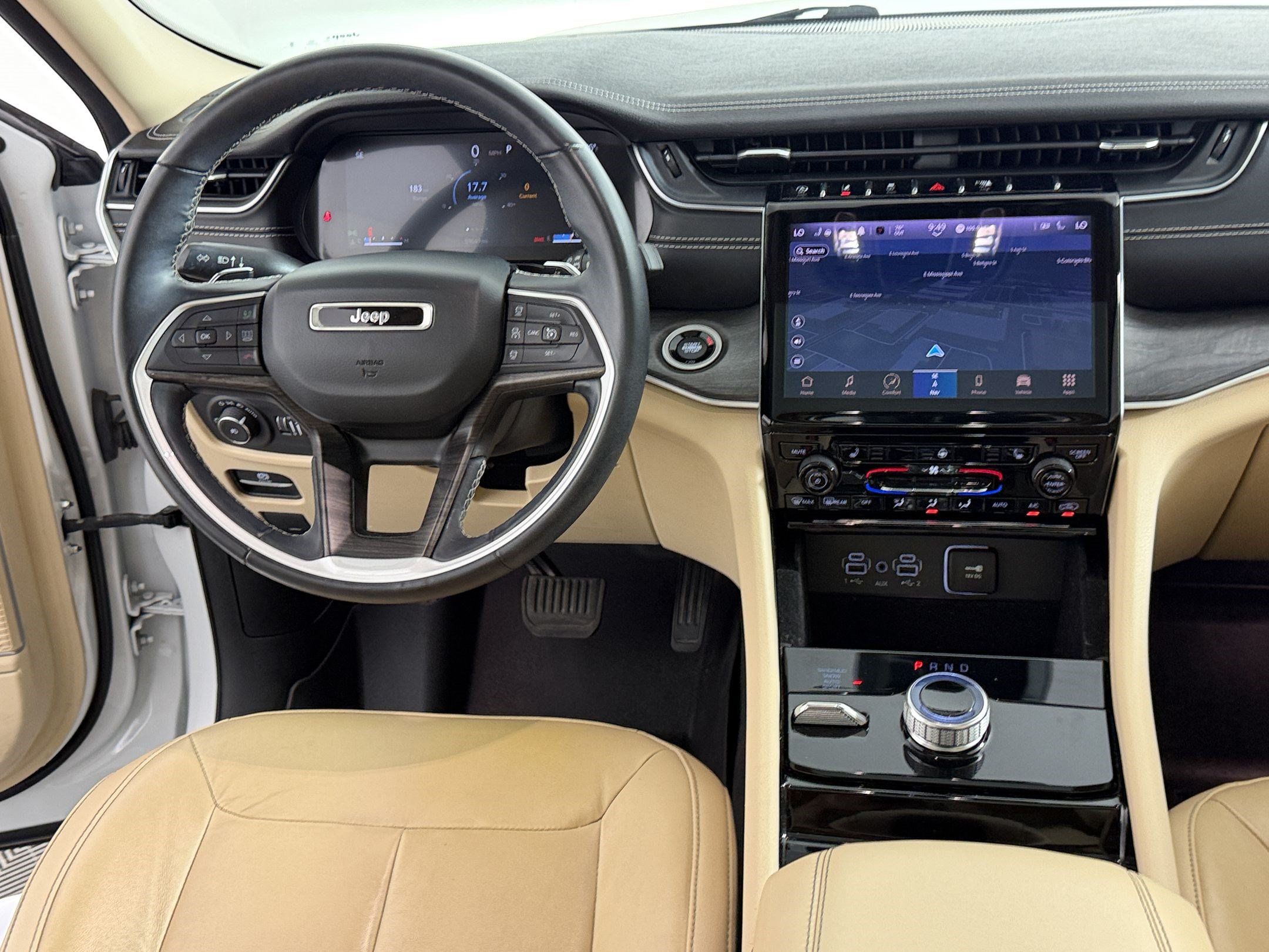 Used 2021 Jeep Grand Cherokee L Limited AWD/4WD image 29