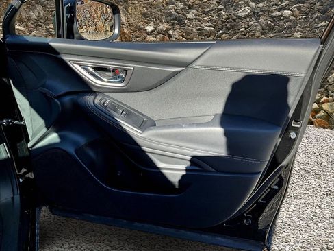 Used 2023 Subaru Forester Premium image 22