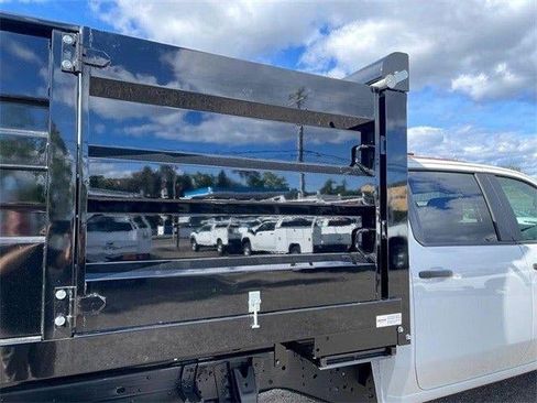 New 2024 GMC Sierra 3500 Pro w/ Convenience Package image 14