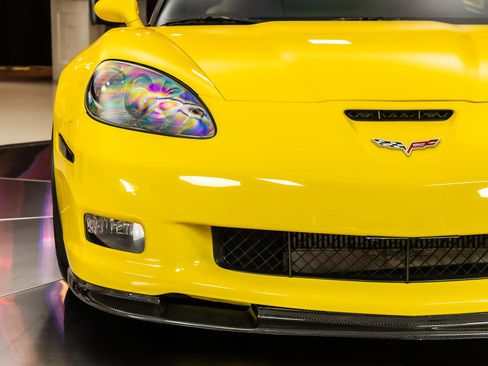 Used 2013 Chevrolet Corvette Z06 w/ 2LZ Preferred Equipment Group RWD image 20