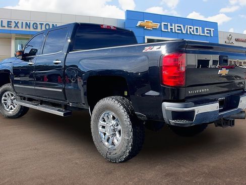 Used 2016 Chevrolet Silverado 2500 LTZ w/ Duramax Plus Package image 3
