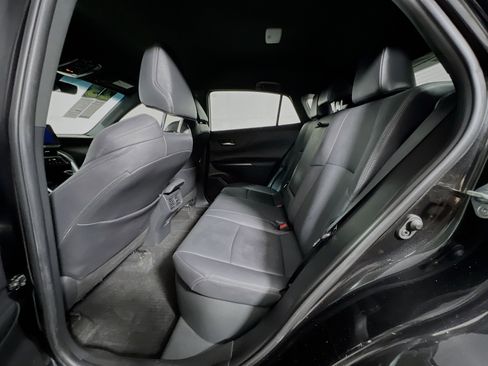 Used 2023 Toyota Venza Nightshade image 29