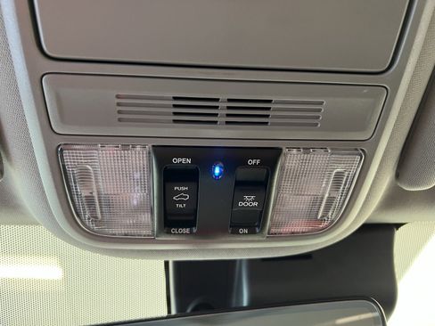 Used 2022 Honda Pilot Special Edition image 22