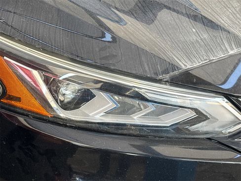 Used 2019 Nissan Altima 2.5 SR image 4