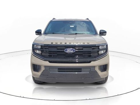 New 2027 Ford Expedition Max Platinum w/ Stealth Appearance Package AWD/4WD image 2