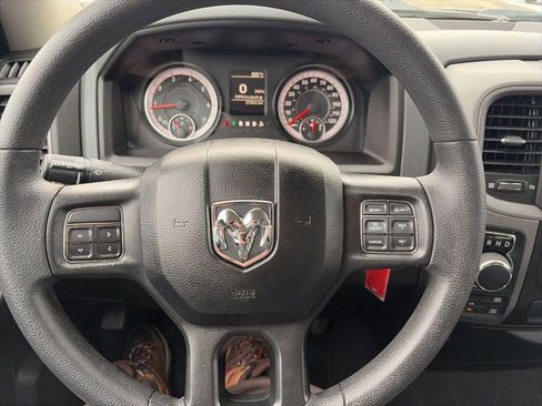 Used 2019 RAM 1500 Express image 12