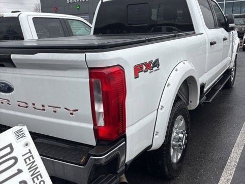 Used 2024 Ford F250 XLT w/ FX4 Off-Road Package image 4