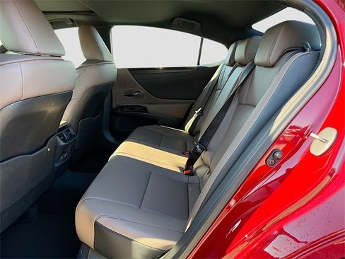 New 2025 Lexus ES 350 w/ Premium Package image 21