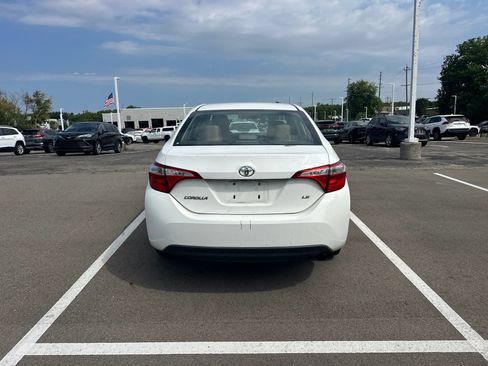 Used 2015 Toyota Corolla LE FWD image 4