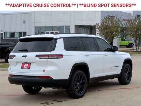 New 2025 Jeep Grand Cherokee L Altitude image 8