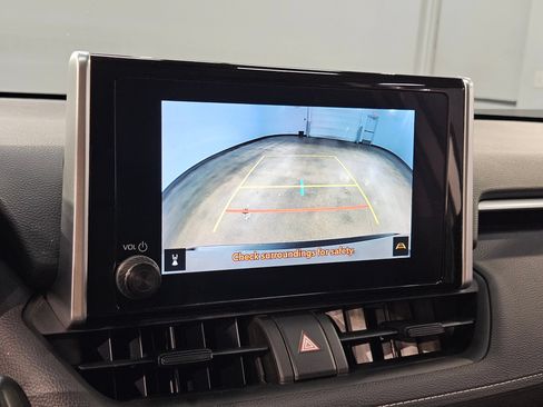 Used 2023 Toyota RAV4 LE FWD image 29