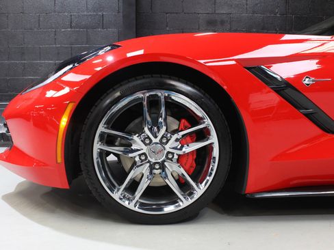 Used 2019 Chevrolet Corvette Stingray Convertible w/ 2LT Preferred Equipment Group image 9