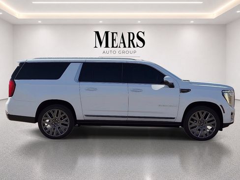 Used 2026 GMC Yukon XL Denali Ultimate AWD/4WD image 5