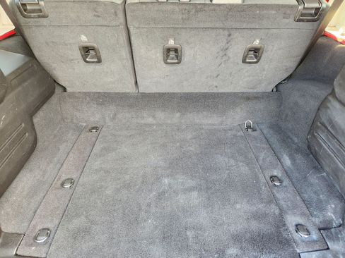 Used 2024 Jeep Wrangler Unlimited Sahara AWD/4WD image 41