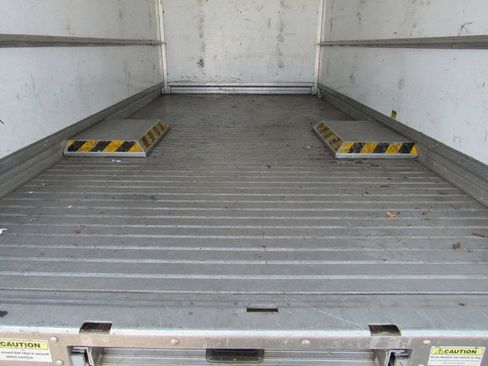 Used 2019 Ford Transit 350 156 DRW RWD image 22