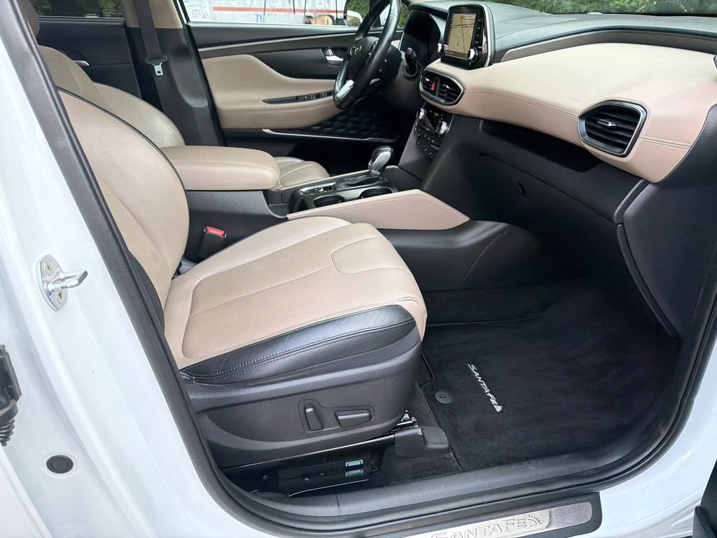 Used 2020 Hyundai Santa Fe Limited FWD image 13