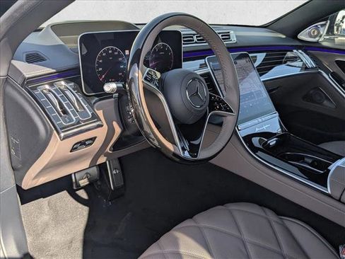 New 2026 Mercedes-Benz Maybach S 580 4MATIC image 3