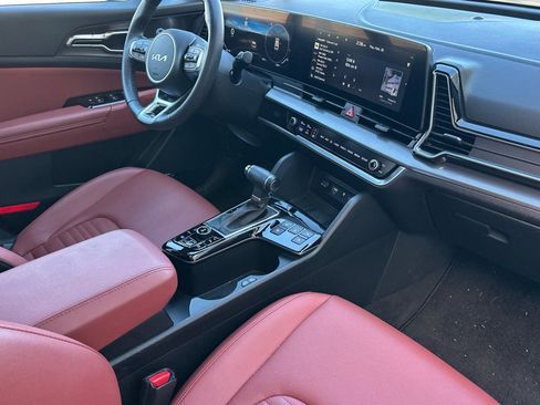 Certified 2023 Kia Sportage SX image 13