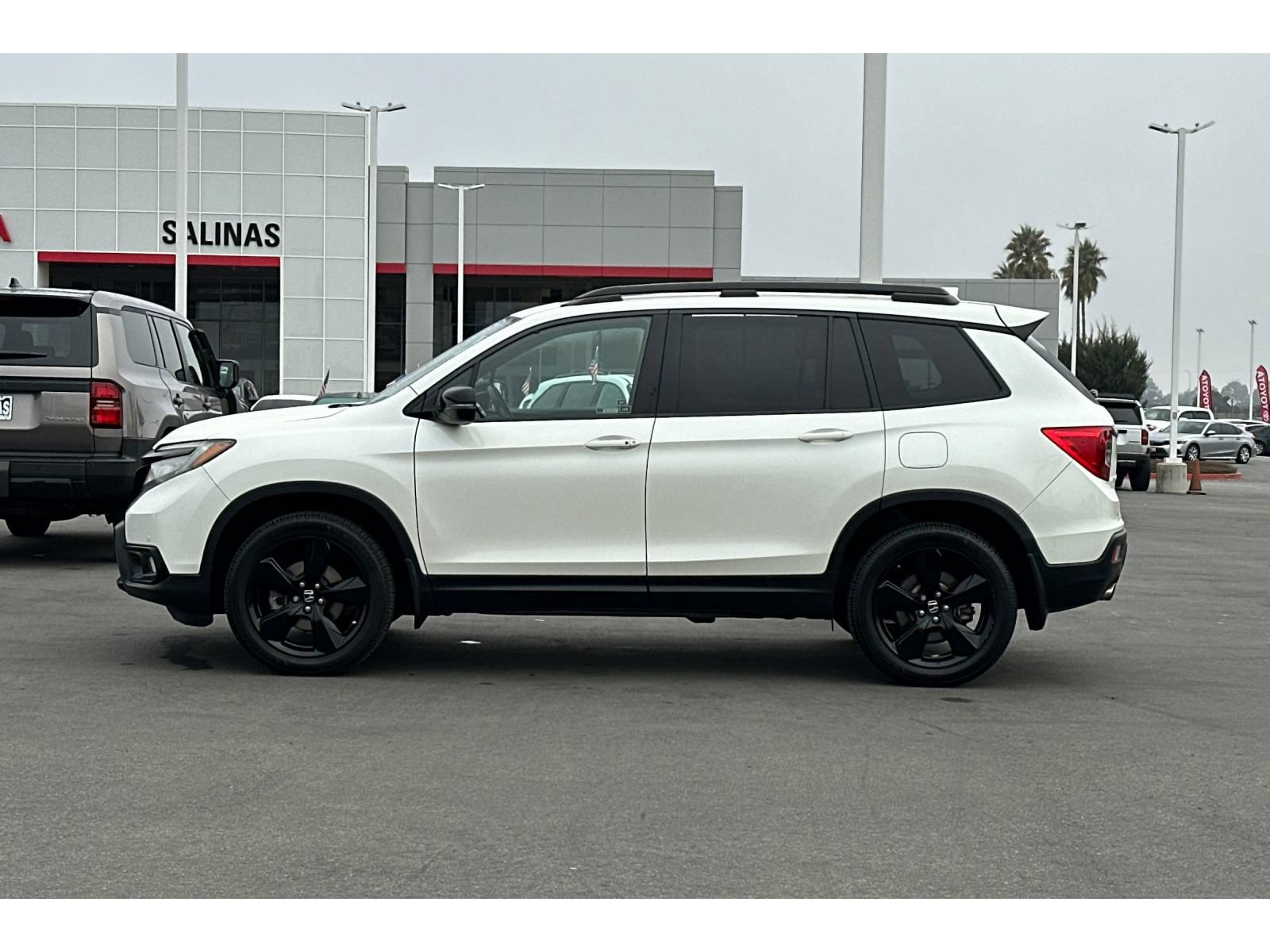 Used 2019 Honda Passport Elite image 7