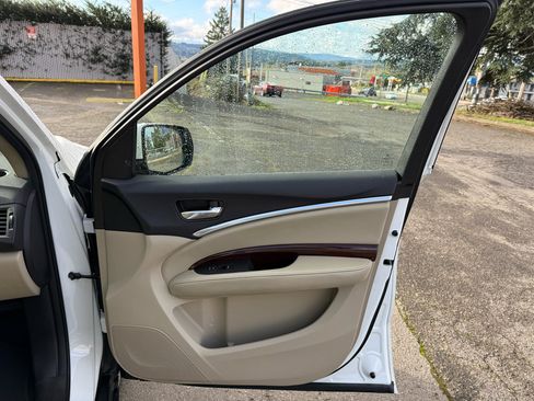 Used 2016 Acura MDX SH-AWD image 33