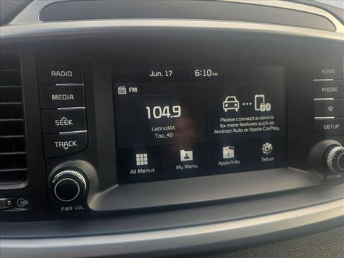 Used 2020 Kia Sorento LX FWD image 22