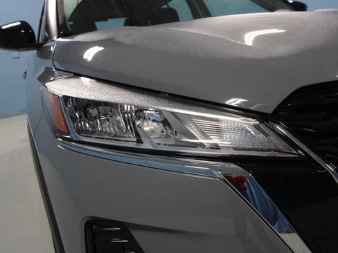 Used 2024 Nissan Kicks SV image 31