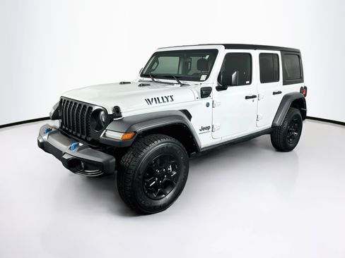 Used 2023 Jeep Wrangler Unlimited AWD/4WD image 3