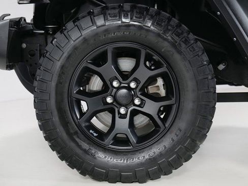 Used 2022 Jeep Wrangler Unlimited Sport AWD/4WD image 9