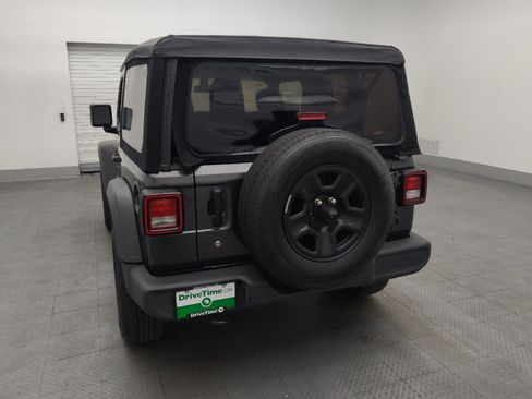 Used 2019 Jeep Wrangler Sport image 6