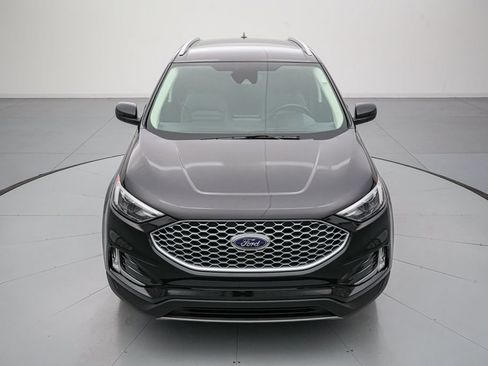 Certified 2023 Ford Edge SEL w/ Convenience Package AWD/4WD image 9