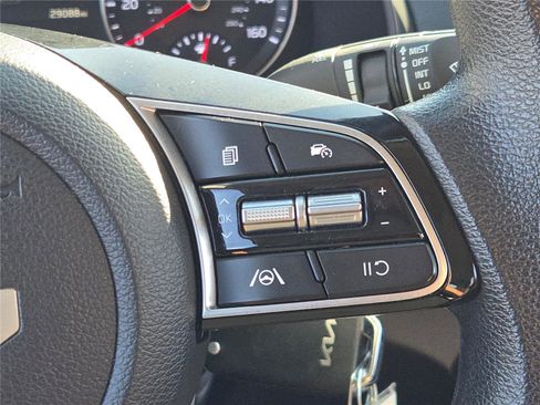 Used 2024 Kia Forte LXS image 30