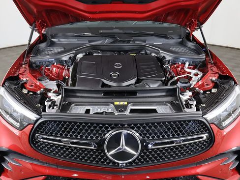 Used 2024 Mercedes-Benz GLC 300 4MATIC w/ AMG Line image 22