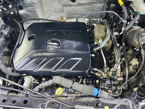 Used 2023 Buick Encore GX Essence w/ Advanced Technology Package FWD image 37