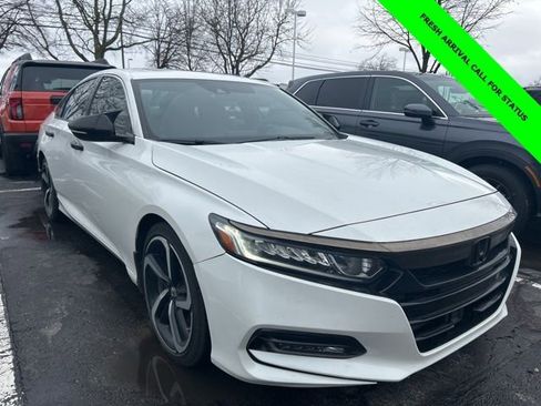 Used 2020 Honda Accord Sport image 2