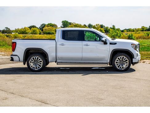 New 2026 GMC Sierra 1500 Denali Ultimate image 46