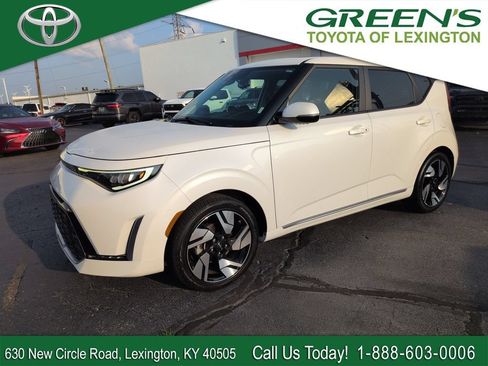 Used 2024 Kia Soul GT-Line w/ GT-Line Technology Package FWD image 1