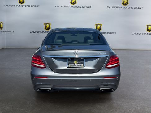 Used 2019 Mercedes-Benz E 300 image 4