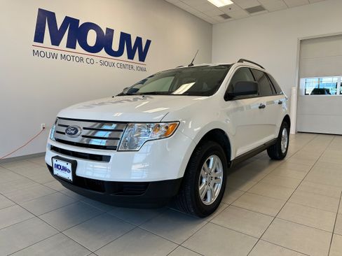Used 2010 Ford Edge SE FWD image 2